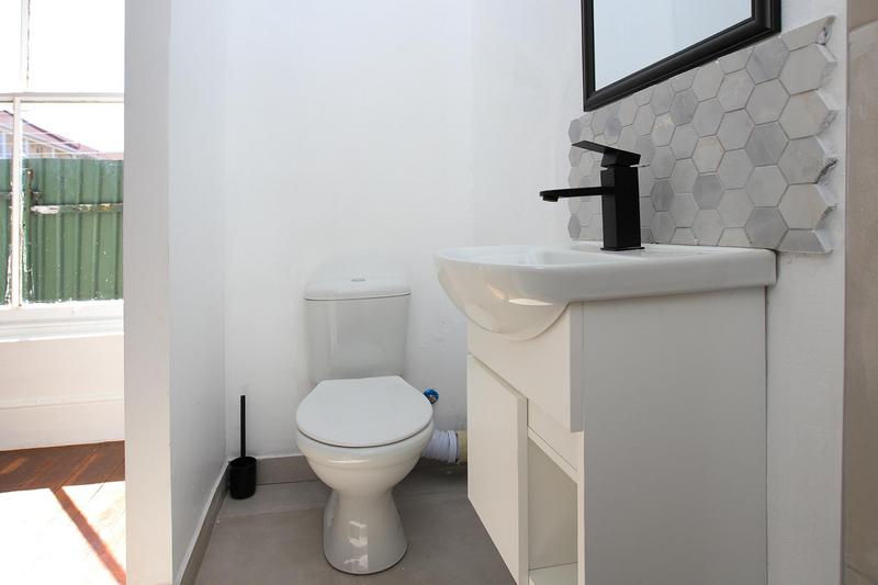 To Let 1 Bedroom Property for Rent in Rosebank Western Cape